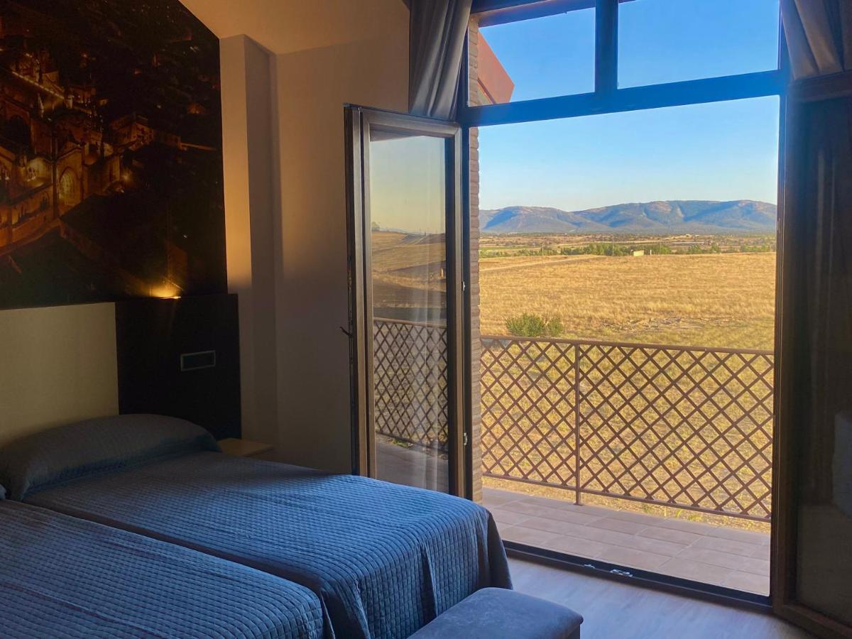 Hotel-Asador Montes Oretanos Pulgar Luaran gambar